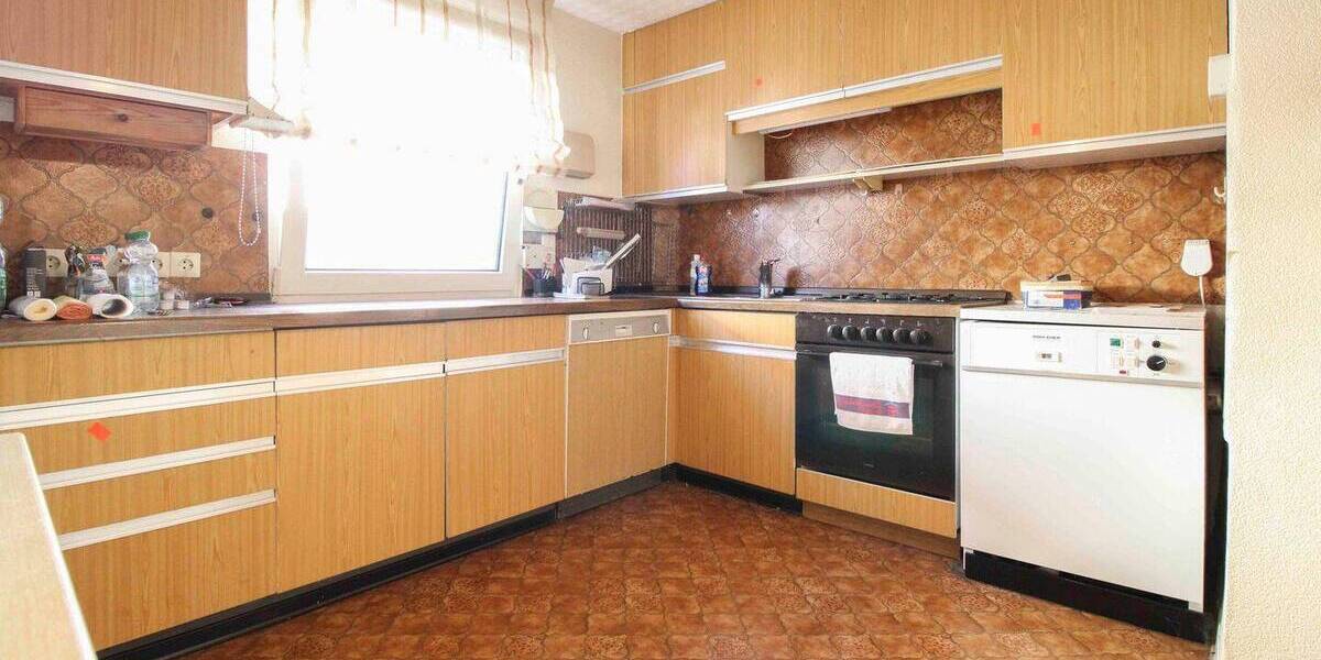 Mehrfamilienhaus, Wohnhaus Stuttgart Heumaden - 9 Zimmer, 398.000&euro; | Angebot:26244753