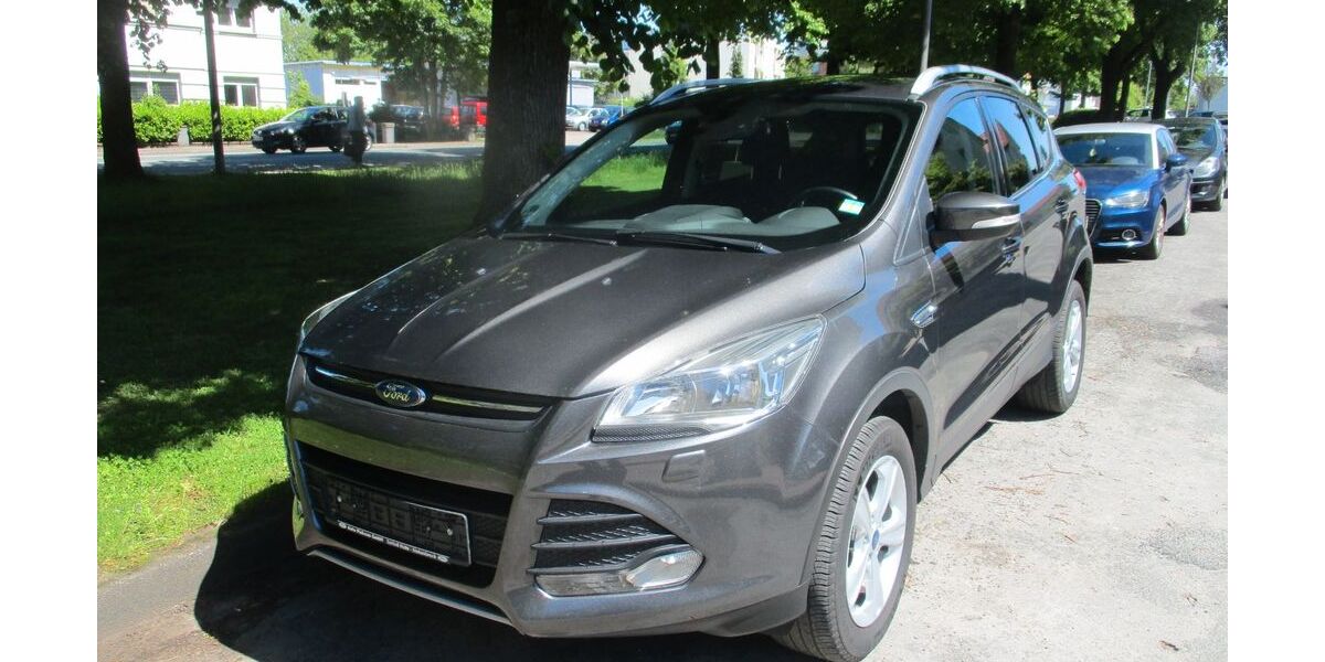 Ford Kuga 108.000 km 7.490 &euro; Bielefeld 33699