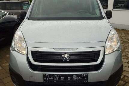 Peugeot Partner 180.605 km 7.900 &euro; Mainburg/Oberempfenbach 84048
