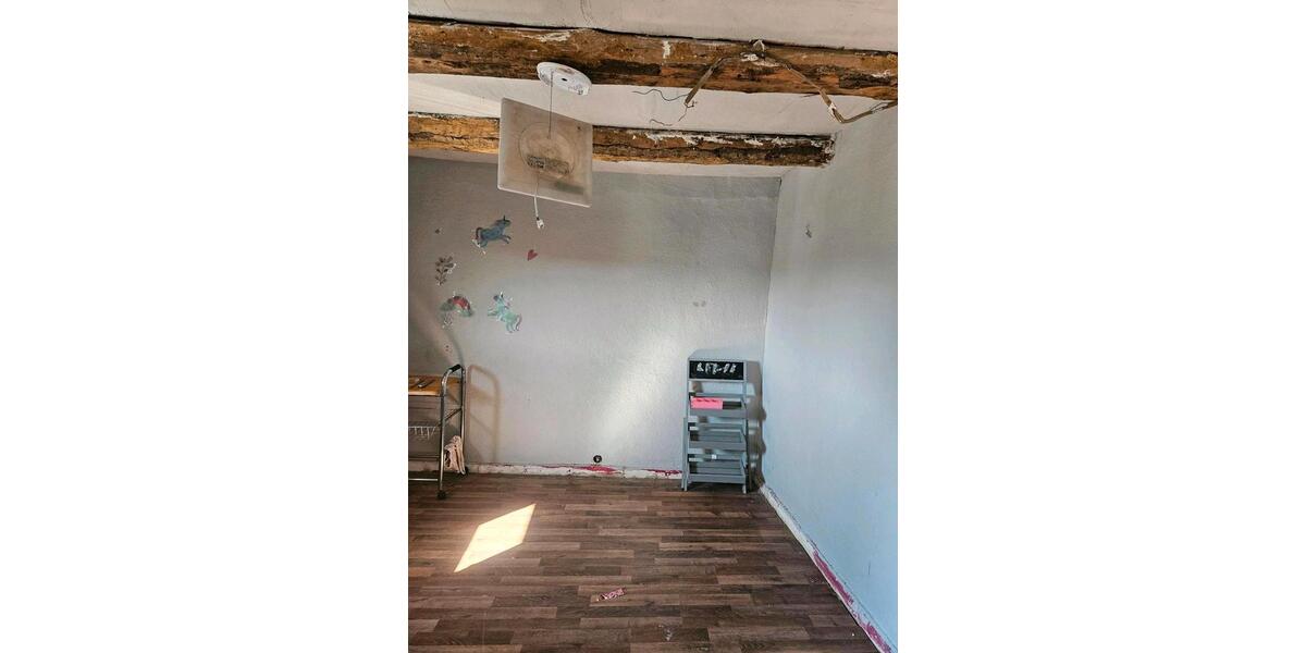 Einfamilienhaus Lohmar - 8 Zimmer, 130 m&sup2;, 1.200&euro; | Angebot:26302195