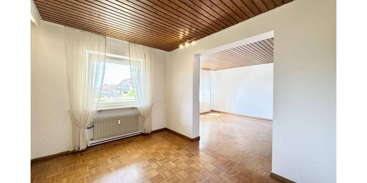 Etagenwohnung Weil am Rhein - 4 Zimmer, 92 m&sup2;, 290.000&euro; | Angebot:26343924
