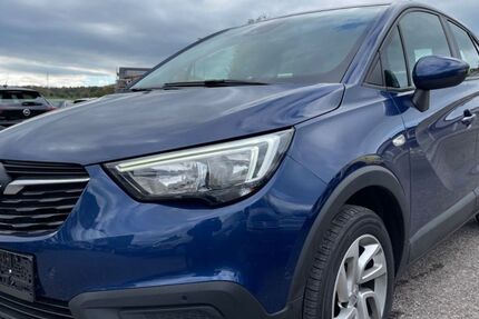 Opel Crossland (X) 98.848 km 9.299 &euro; Stolberg 52224