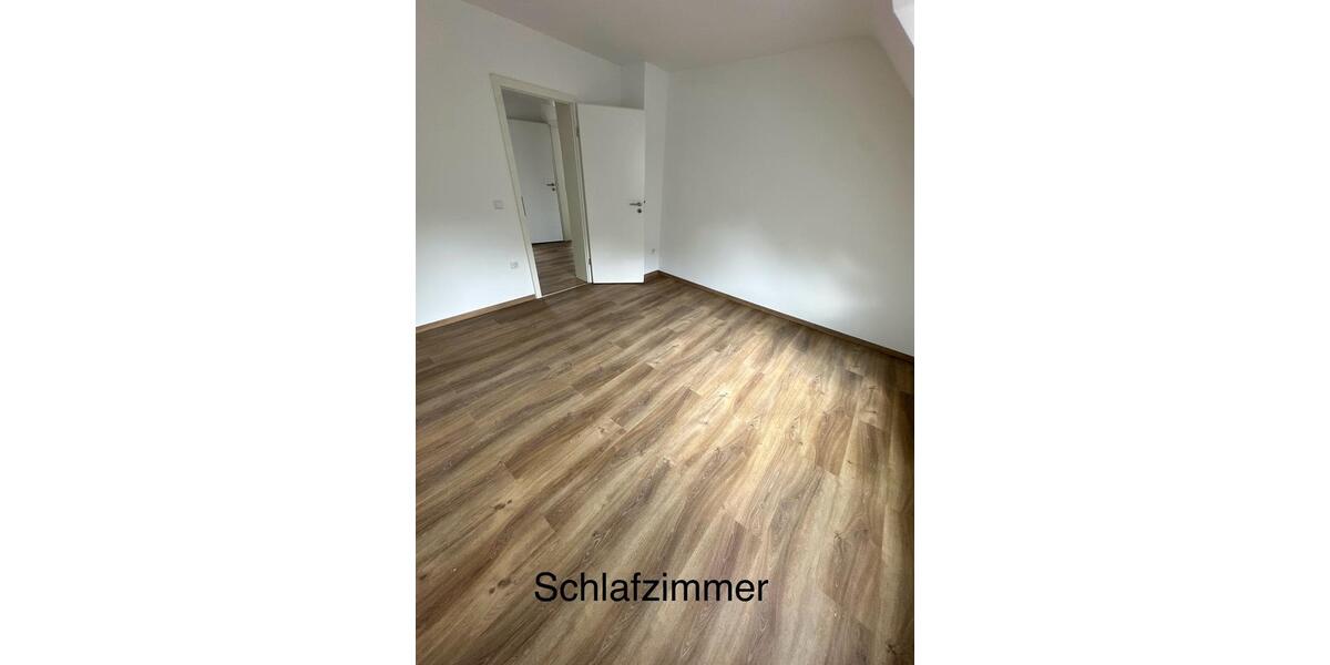 Dachgeschoßwohnung Gelsenkirchen Gelsenkirchen-Nord - 3 Zimmer, 61 m&sup2;, 730&euro; | Angebot:26399824