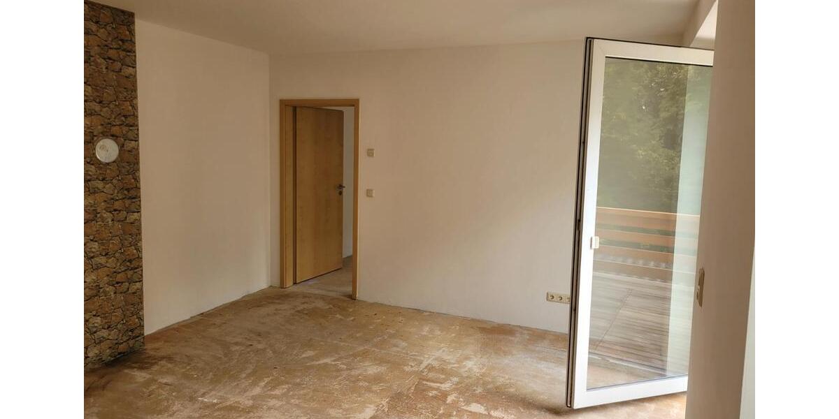 Etagenwohnung Hirschberg - 2 Zimmer, 63 m&sup2;, 460&euro; | Angebot:26381316