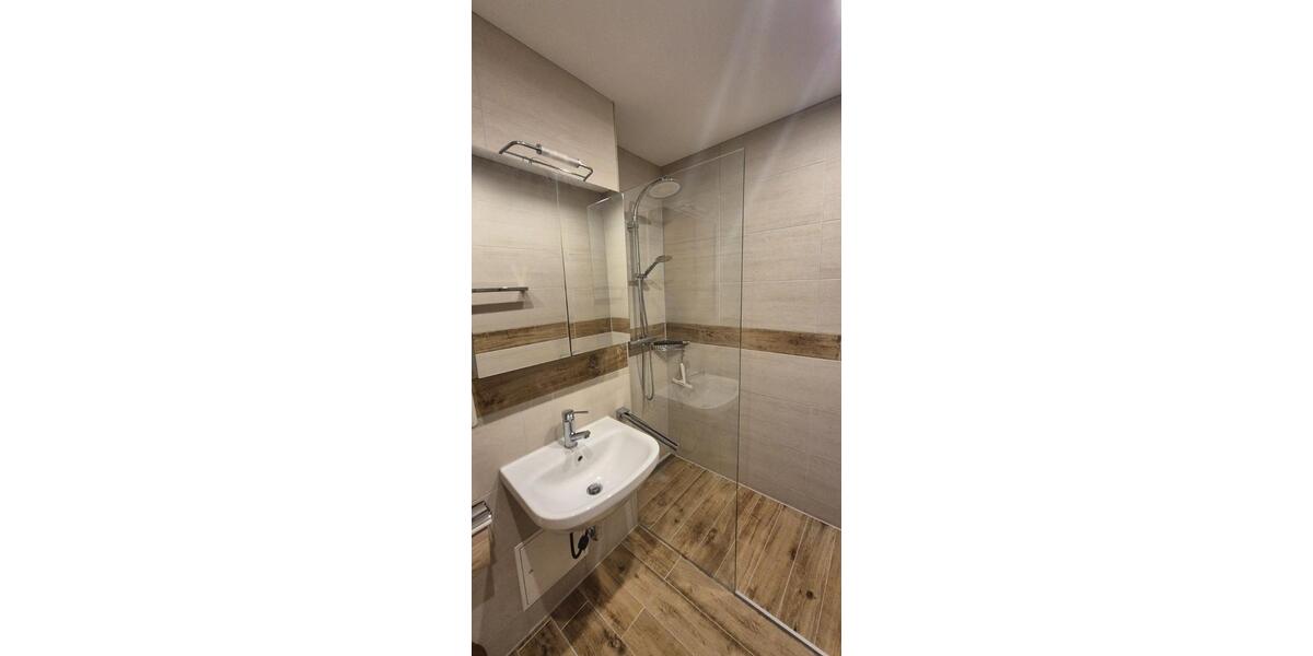 Herrliche Dachwohnung in MUC-Feldmoching von Privat zu verkaufen 1 zimmer