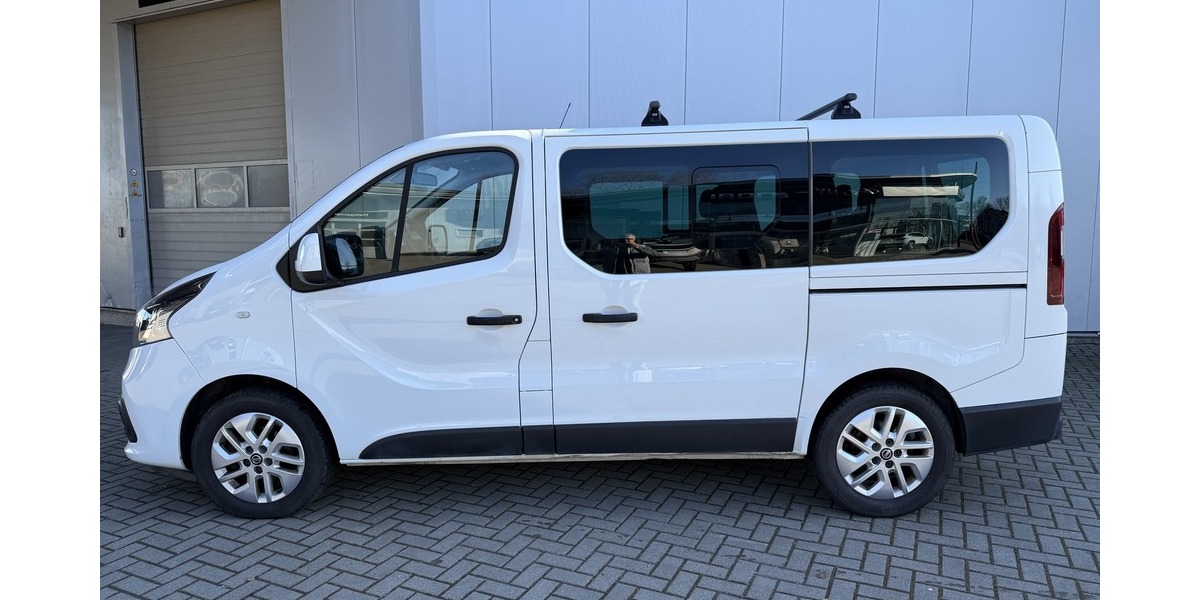 Nissan NV300 Kombi L1H1 PREMIUM Navi 8 Sitzplätze 92.493 km 18.900 &euro; Berlin 10247