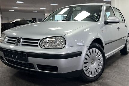 VW Golf 115.000 km 2.480 &euro; Lampertheim 68623