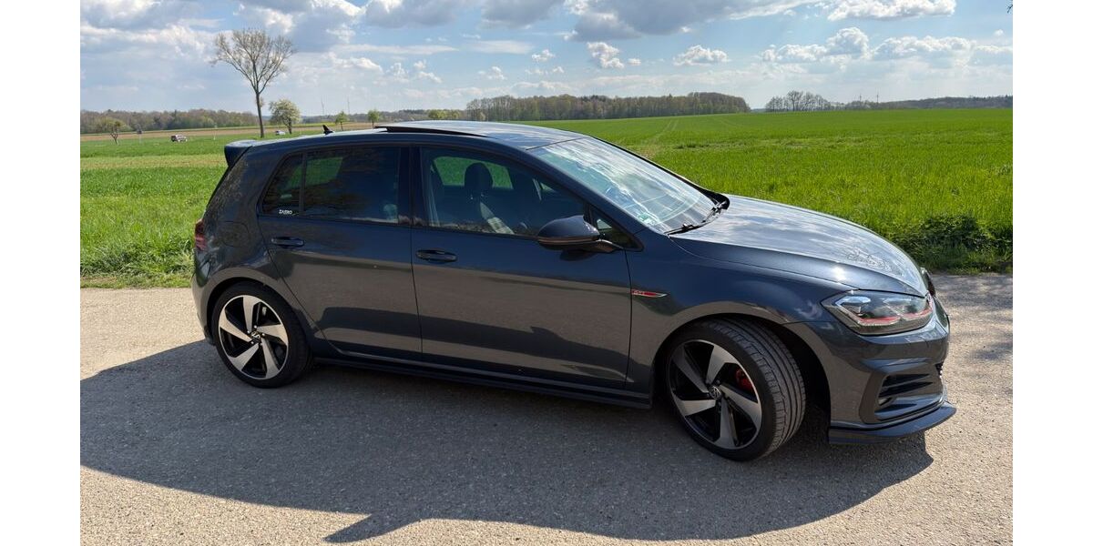 VW Golf 126.000 km 19.500 &euro; Schrozberg 74575