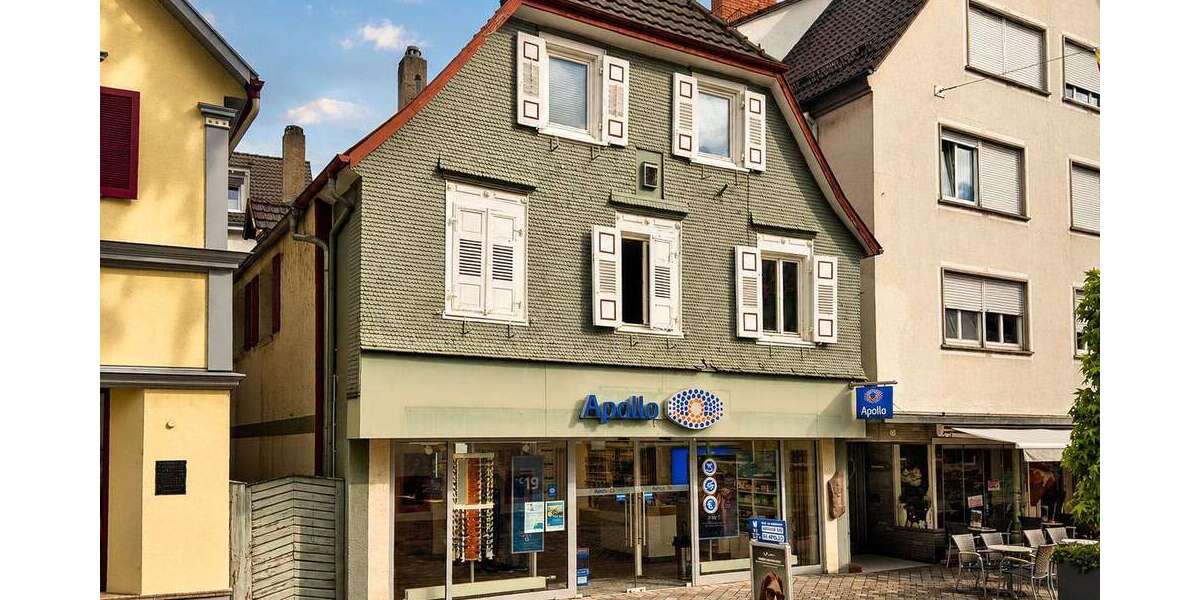 Einfamilienhaus Oberkirch - 10 Zimmer, 467 m&sup2;, 815.000&euro; | Angebot:26585948