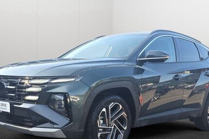 Hyundai TUCSON 1.056 km 35.990 € Oer-Erkenschwick 45739