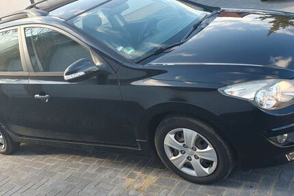 Hyundai i30 191.000 km 4.300 &euro; Estorf 21727