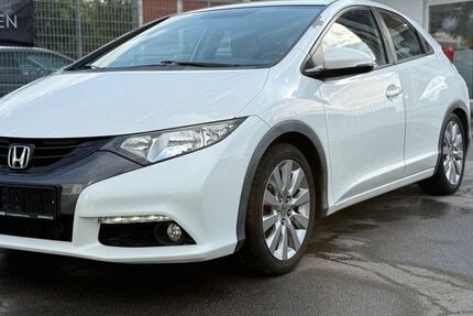 Honda Civic 172.000 km 6.800 &euro; Hilden 40721