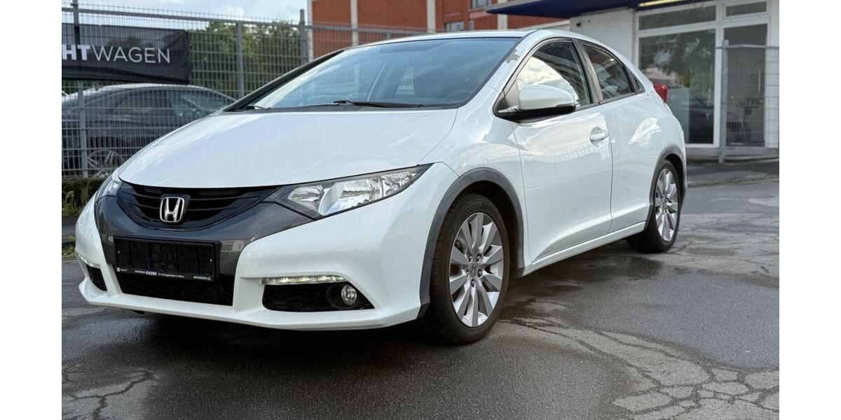 Honda Civic 172.000 km 6.800 &euro; Hilden 40721