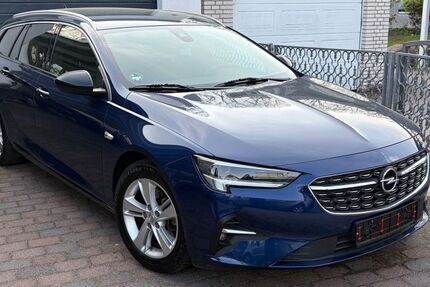 Opel Insignia 76.122 km 12.900 &euro; Hamburg 22111
