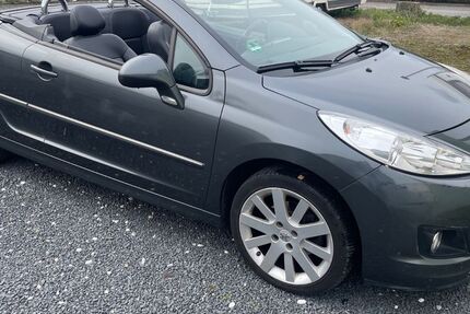 Peugeot 207 113.420 km 4.450 &euro; Würselen 52146