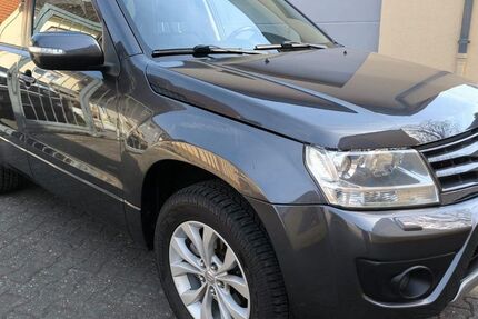 Suzuki Grand Vitara 47.000 km 18.990 &euro; Wallertheim 55578