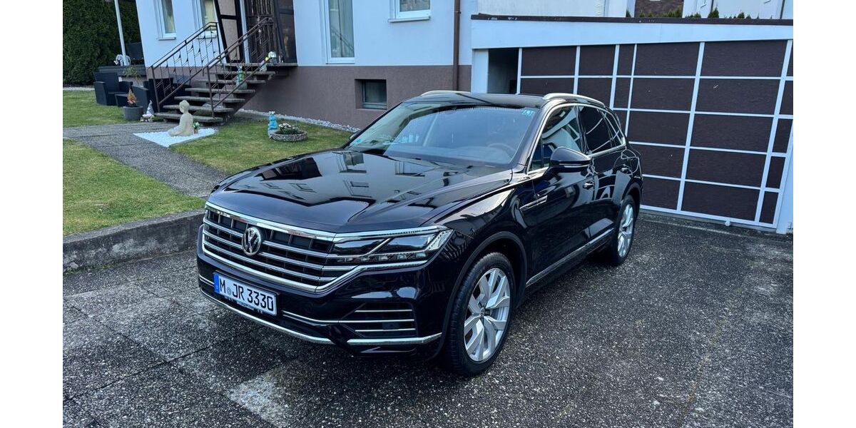 VW Touareg 158.000 km 33.900 &euro; München 81673
