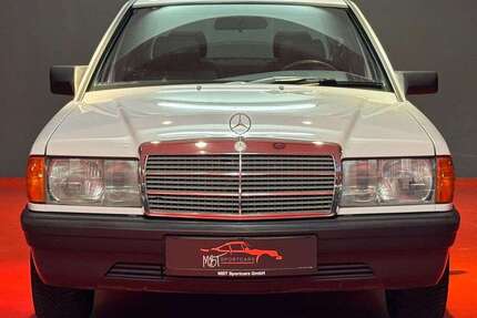 Mercedes-Benz 190 137.965 km 14.900 &euro; München 80538