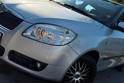 Skoda Fabia 215.000 km 1.390 &euro; Berlin 13353