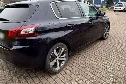 Peugeot 308 99.000 km 8.500 &euro; Meißenheim 77974