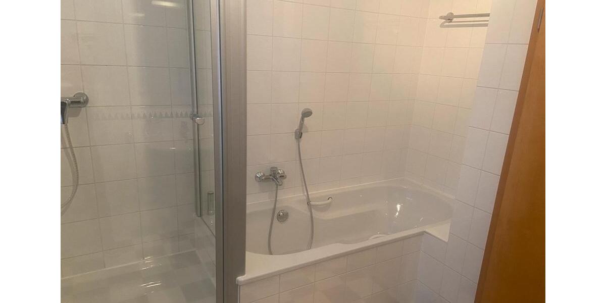 Etagenwohnung Markt Erlbach - 4.5 Zimmer, 110 m&sup2;, 280.000&euro; | Angebot:26823797