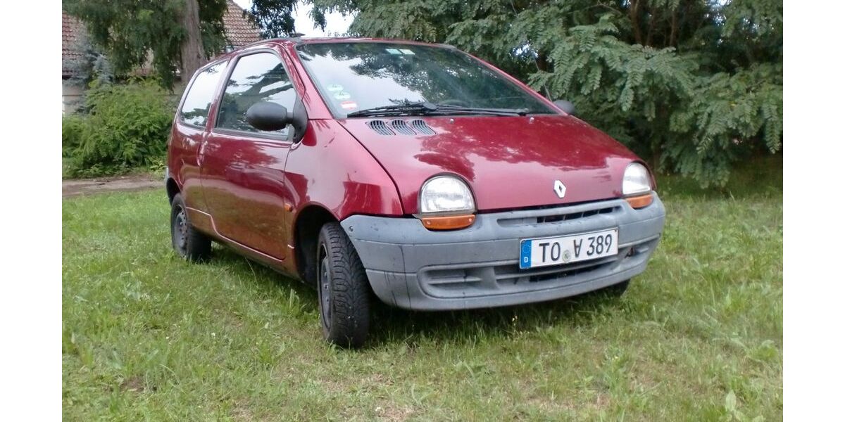 Renault Twingo 145.000 km 2.799 &euro; Torgau 04860