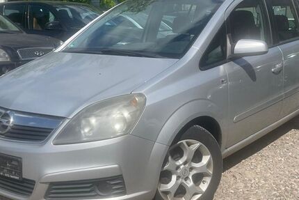 Opel Zafira 228.000 km 1.450 &euro; Berlin 10245
