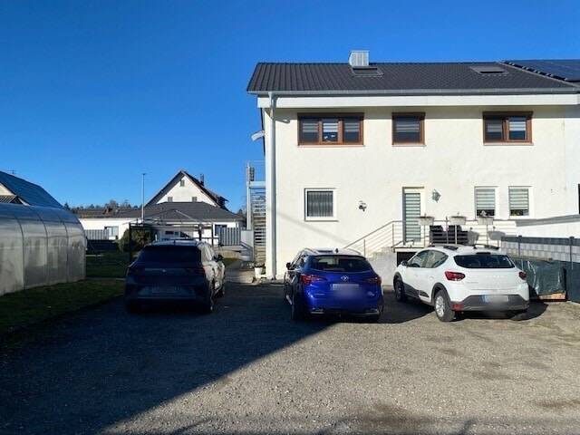 Etagenwohnung Pfullendorf Mottschieß - 5 Zimmer, 132 m&sup2;, 330.000&euro; | Angebot:26743532