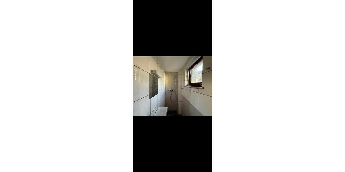 Doppelhaushälfte Dietzenbach - 5 Zimmer, 140 m&sup2;, 2.100&euro; | Angebot:25893525