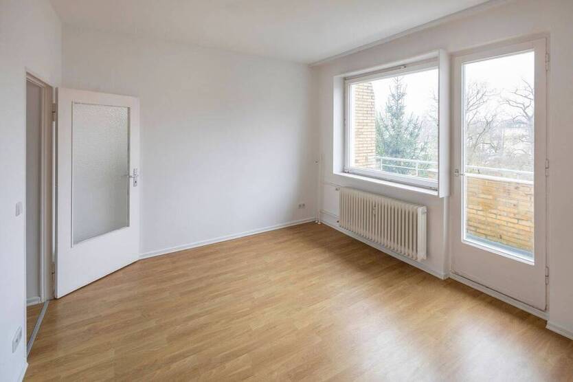 BEZUGSFREI - Top gepflegte 2-Zi. Wohnung mit Südbalkon und perfektem Grundriss!