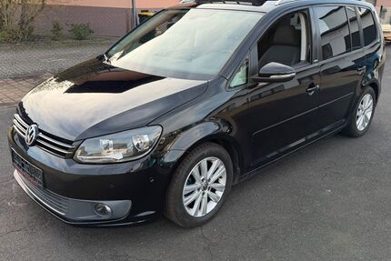 VW Touran 190.000 km 7.490 &euro; Girod bei Montabaur 56412