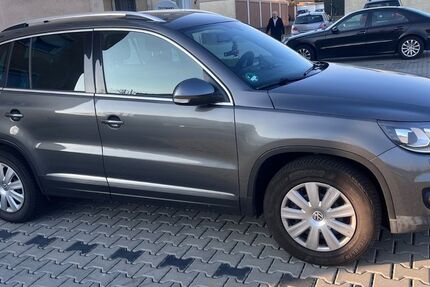 VW Tiguan 104.000 km 13.900 &euro; Pohlheim 35415