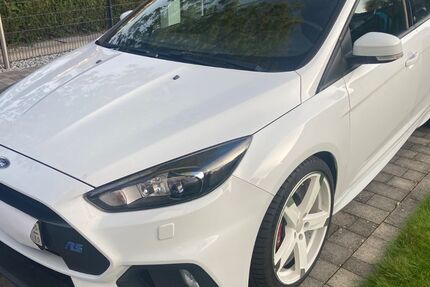 Ford Focus 43.000 km 29.500 &euro; Berlin 13503