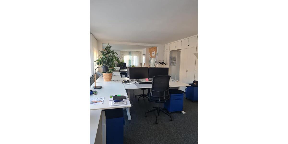 Büroeinheit, Praxiseinheit, Büroräume, Gewerbefläche,Lagerfläche zimmer