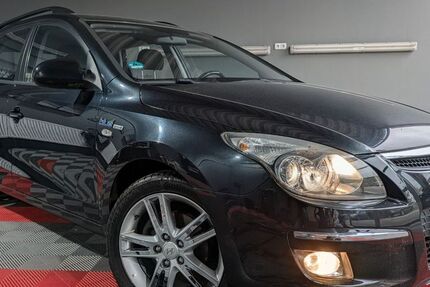 Hyundai i30 228.566 km 3.480 &euro; Braunschweig 38112