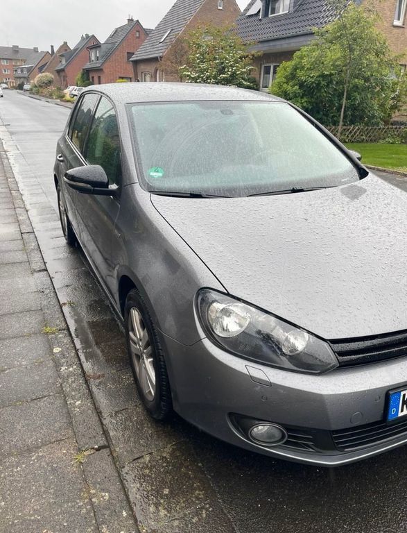 VW Golf 130.000 km 6.500 € Grefrath 47929