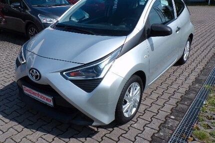 Toyota Aygo (X) 37.035 km 9.850 € Suhl 98529