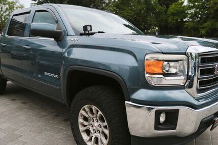 GMC Sierra 217.903 km 14.999 &euro; Fellbach 70736