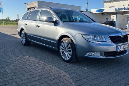 Skoda Superb 171.000 km 9.900 &euro; Kronau 76709