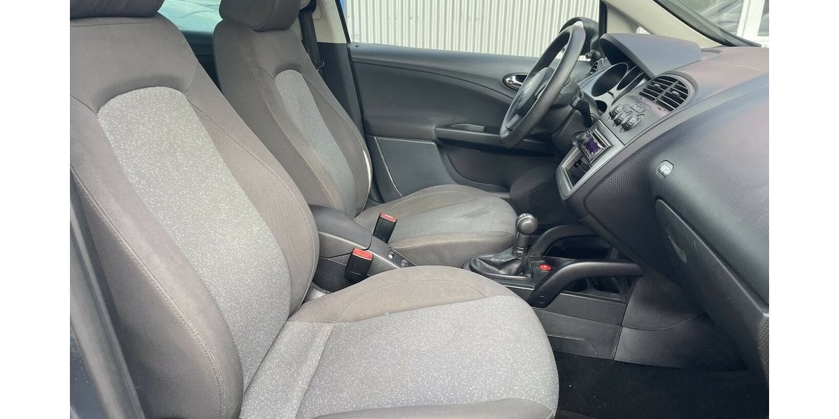 Seat Altea Avila 1.6i Klima PDC Euro4 207.000 km 2.000 &euro; Altdorf 84032