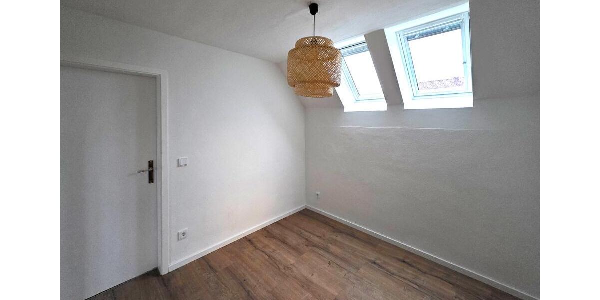 Etagenwohnung Ismaning - 4 Zimmer, 96 m&sup2;, 1.590&euro; | Angebot:25378117