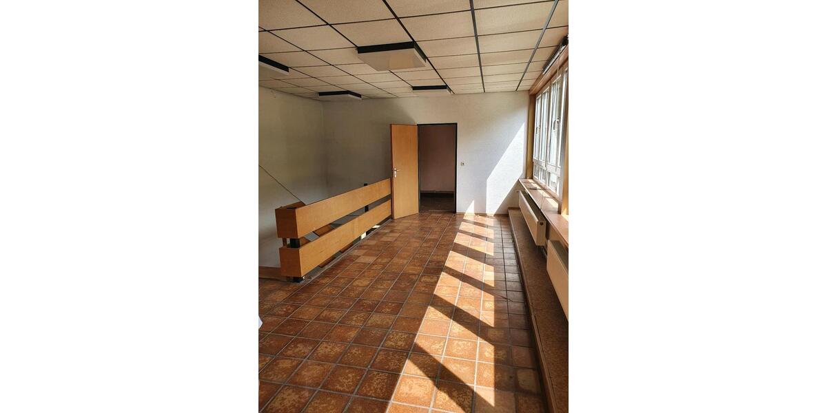 Gewerbeobjekt Helsa - 1.450&euro; | Angebot:23732117