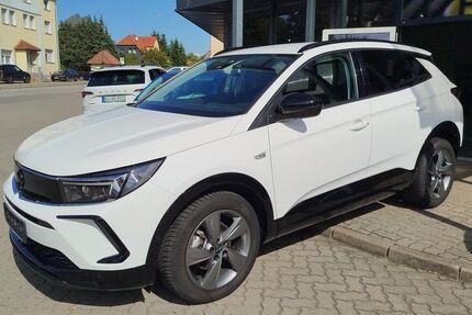Opel Grandland (X) 14.919 km 21.880 &euro; Völpke 39393