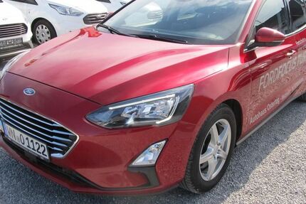 Ford Focus 70.000 km 18.890 € Welzheim 73642