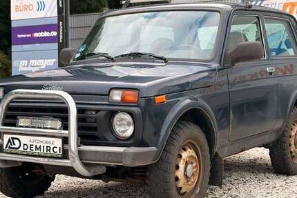 Lada Niva 55.000 km 3.999 &euro; Montabaur 56410