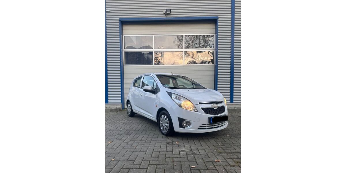 Chevrolet Spark 129.800 km 2.300 &euro; Hamburg 22529