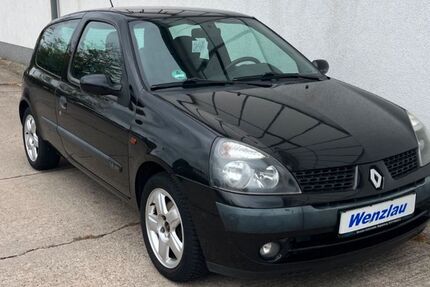 Renault Clio 123.000 km 2.450 &euro; Magdeburg 39128