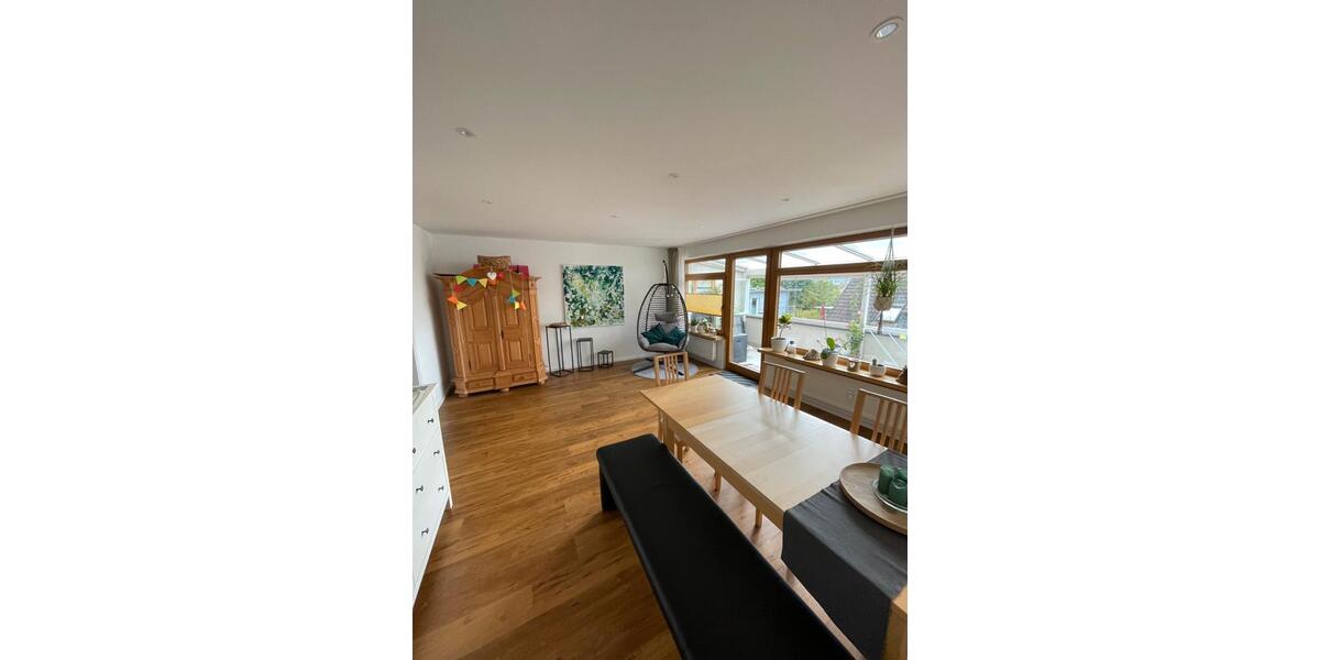 Etagenwohnung Radolfzell am Bodensee - 3 Zimmer, 80 m&sup2;, 380.000&euro; | Angebot:27046373