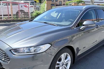 Ford Mondeo 143.214 km 10.950 &euro; BERLIN 13409