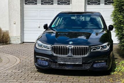 BMW 730